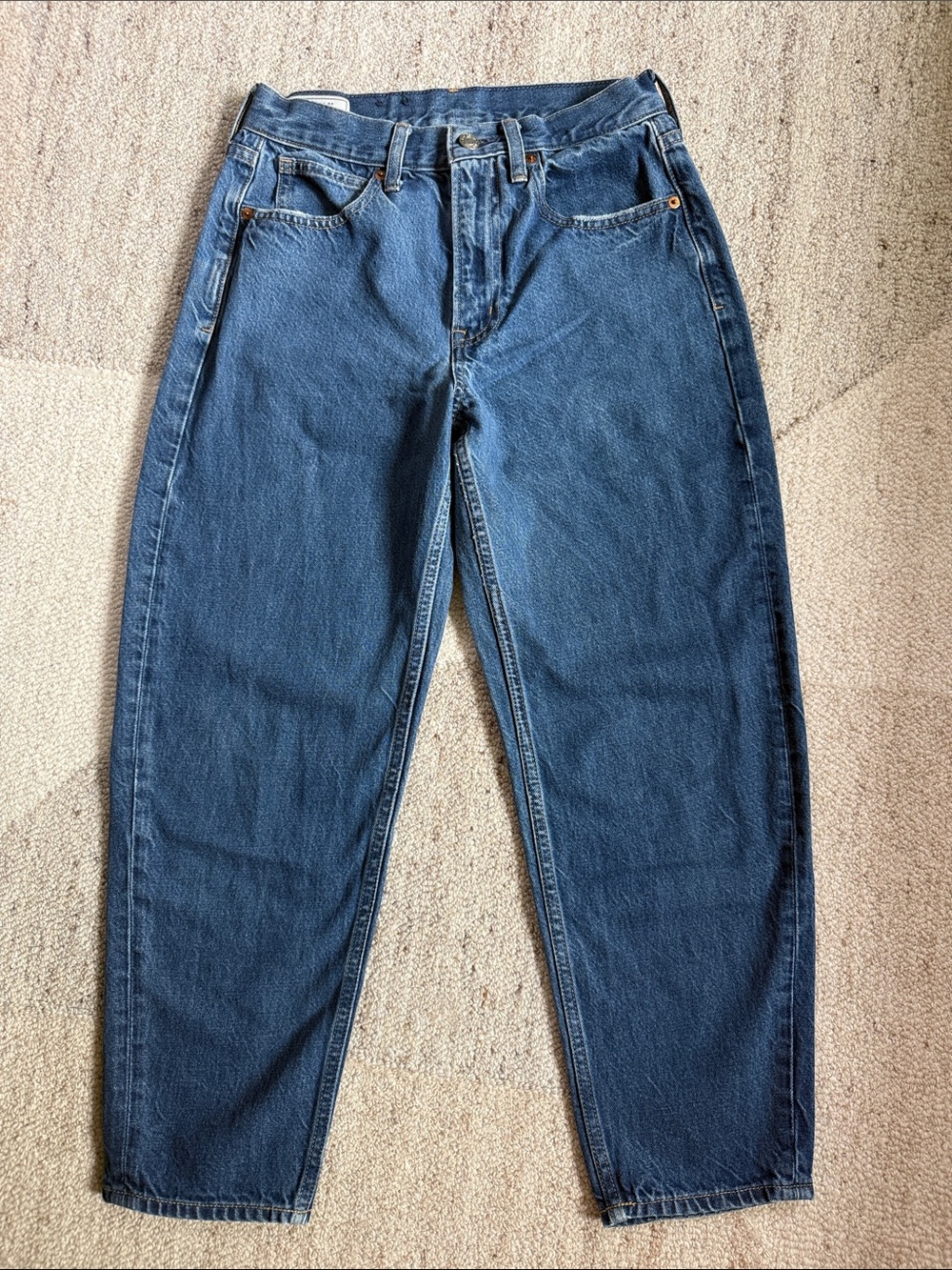 GAP Women’s Barrel Jean High Rise